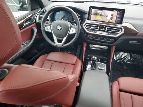 Used 2024 BMW X4 xDrive30i w/ Premium Package image 20