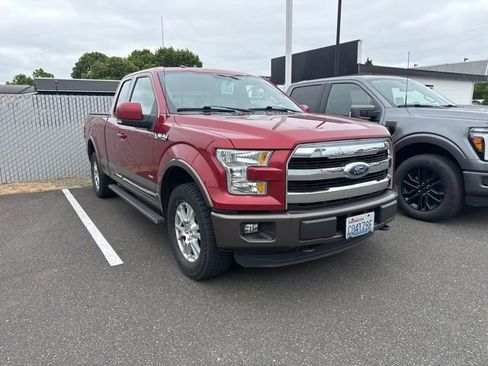 Used 2015 Ford F150 Lariat w/ Equipment Group 501A Mid AWD/4WD image 2