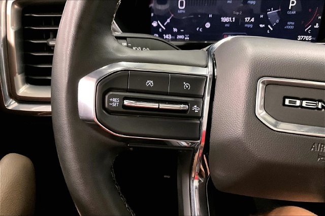 Used 2023 GMC Canyon Denali AWD/4WD image 27