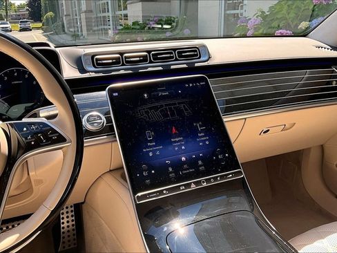 Certified 2024 Mercedes-Benz S 580 4MATIC Sedan image 6