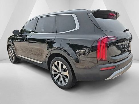 Used 2022 Kia Telluride EX w/ EX Premium Package FWD image 7