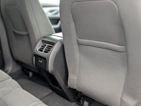 Used 2020 Chevrolet Blazer LT image 43