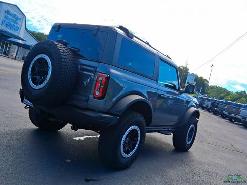 Used 2023 Ford Bronco Badlands w/ Sasquatch Package AWD/4WD image 25