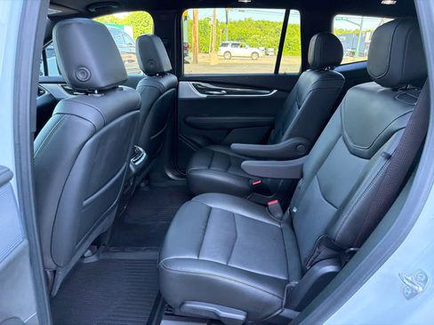 Used 2024 Cadillac XT6 Sport w/ LPO, ONYX Package AWD/4WD image 8