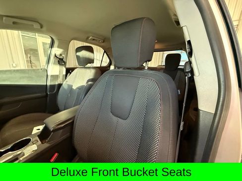 Used 2015 Chevrolet Equinox LT w/ Driver Convenience Package image 11