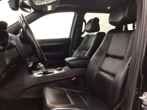 Used 2021 Jeep Grand Cherokee Limited AWD/4WD image 9