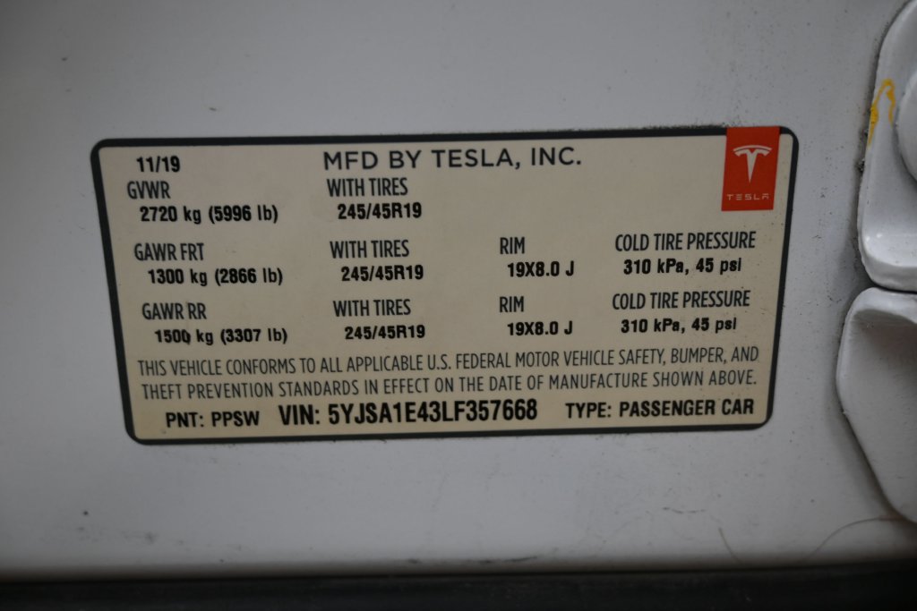 Used 2020 Tesla Model S Performance AWD/4WD image 38