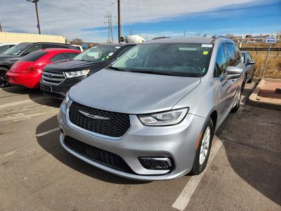 Used 2021 Chrysler Pacifica Touring-L