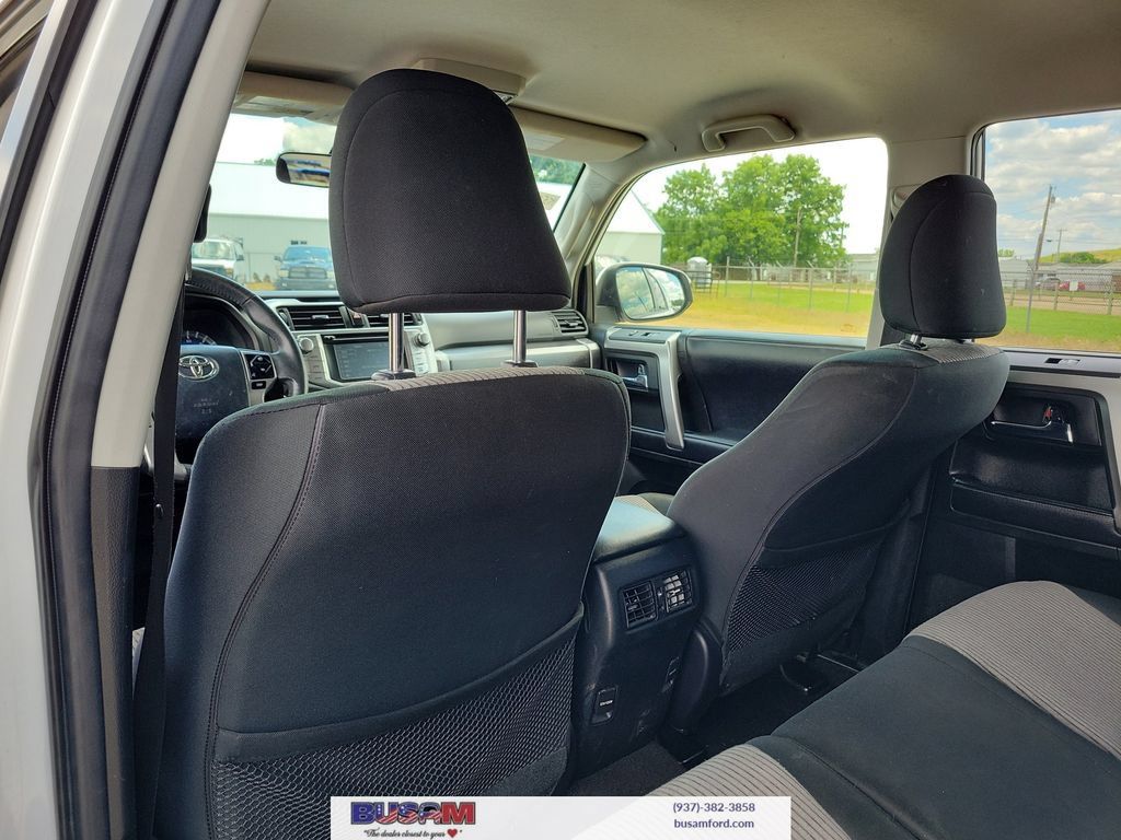 Used 2019 Toyota 4Runner SR5 AWD/4WD image 11