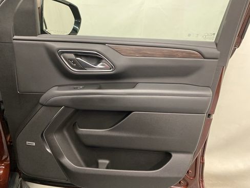 Used 2022 Chevrolet Tahoe LT image 11