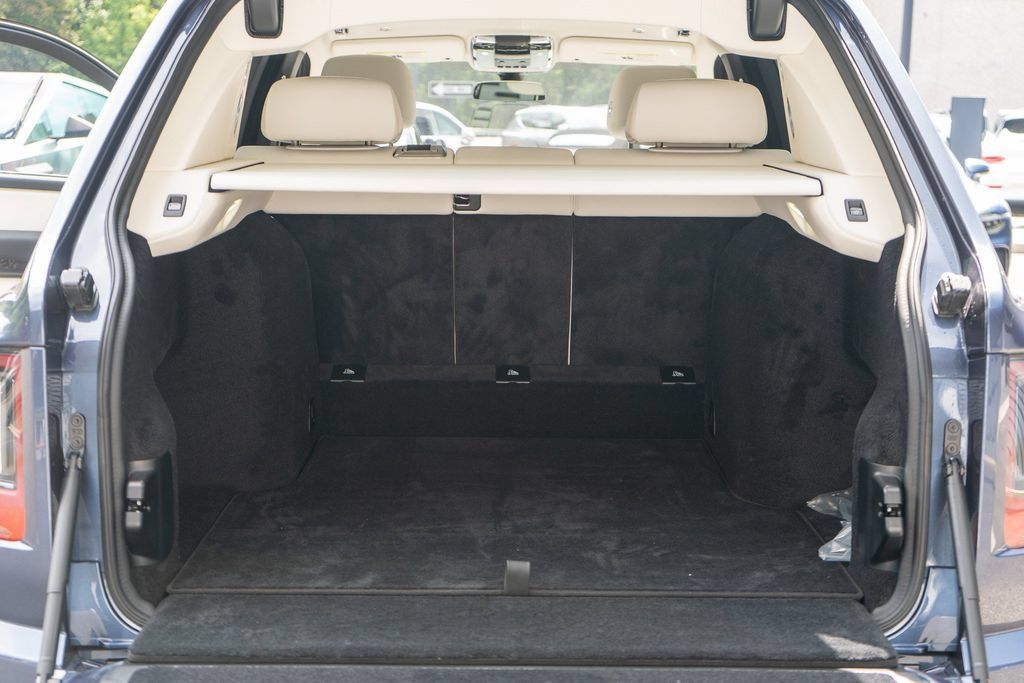 New 2027 Rolls-Royce Cullinan Black Badge AWD/4WD image 30
