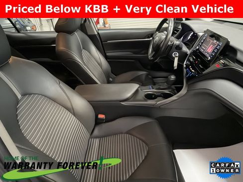 Used 2024 Toyota Camry SE image 22