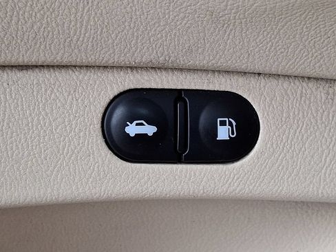 Used 2012 Acura TL FWD image 25