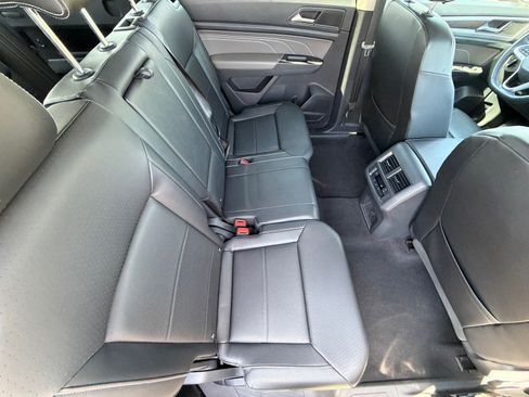 Used 2023 Volkswagen Atlas SE FWD image 13