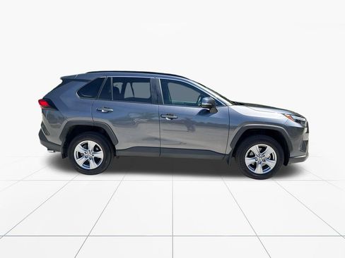 Used 2025 Toyota RAV4 XLE FWD image 10