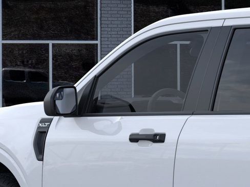 New 2025 Ford Maverick XLT image 21