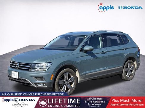 Used 2020 Volkswagen Tiguan SEL AWD/4WD image 3