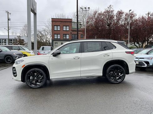 New 2026 Volkswagen Tiguan SE R-Line image 5