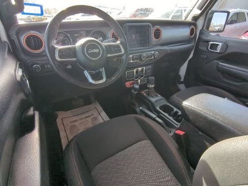 Used 2022 Jeep Gladiator Mojave w/ Trailer Tow Package AWD/4WD image 5
