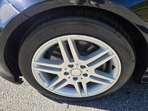 Used 2010 Mercedes-Benz C 350 Sport image 28