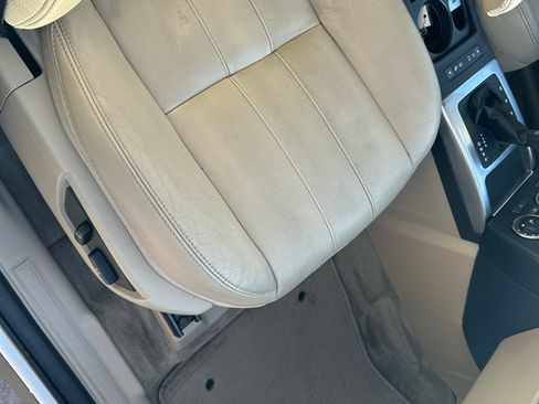 Used 2014 Land Rover LR2 HSE image 11