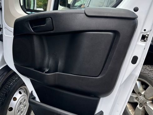 Used 2021 RAM ProMaster 2500 FWD image 25