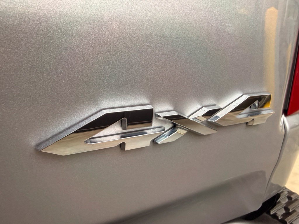 Used 2025 RAM 1500 Laramie w/ Sport Appearance Package AWD/4WD image 11