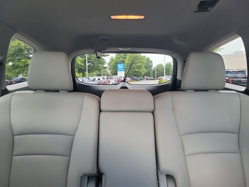Used 2022 Honda Pilot EX-L image 24