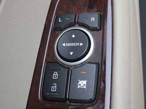 Used 2017 Kia Sorento EX image 21