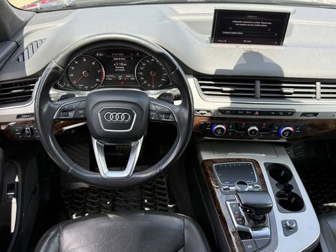 Used 2018 Audi Q7 2.0T Premium Plus w/ Premium Plus Package AWD/4WD image 12