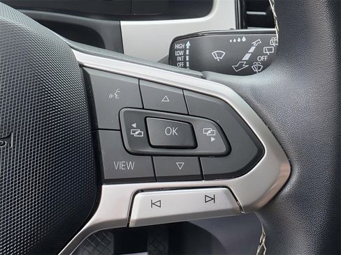 Used 2023 Volkswagen Atlas SE image 15