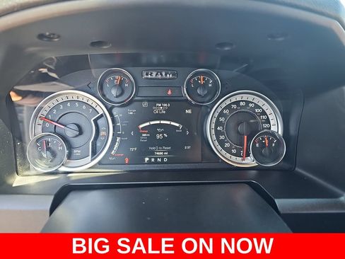 Used 2022 RAM 1500 Classic SLT w/ Electronics Group AWD/4WD image 18