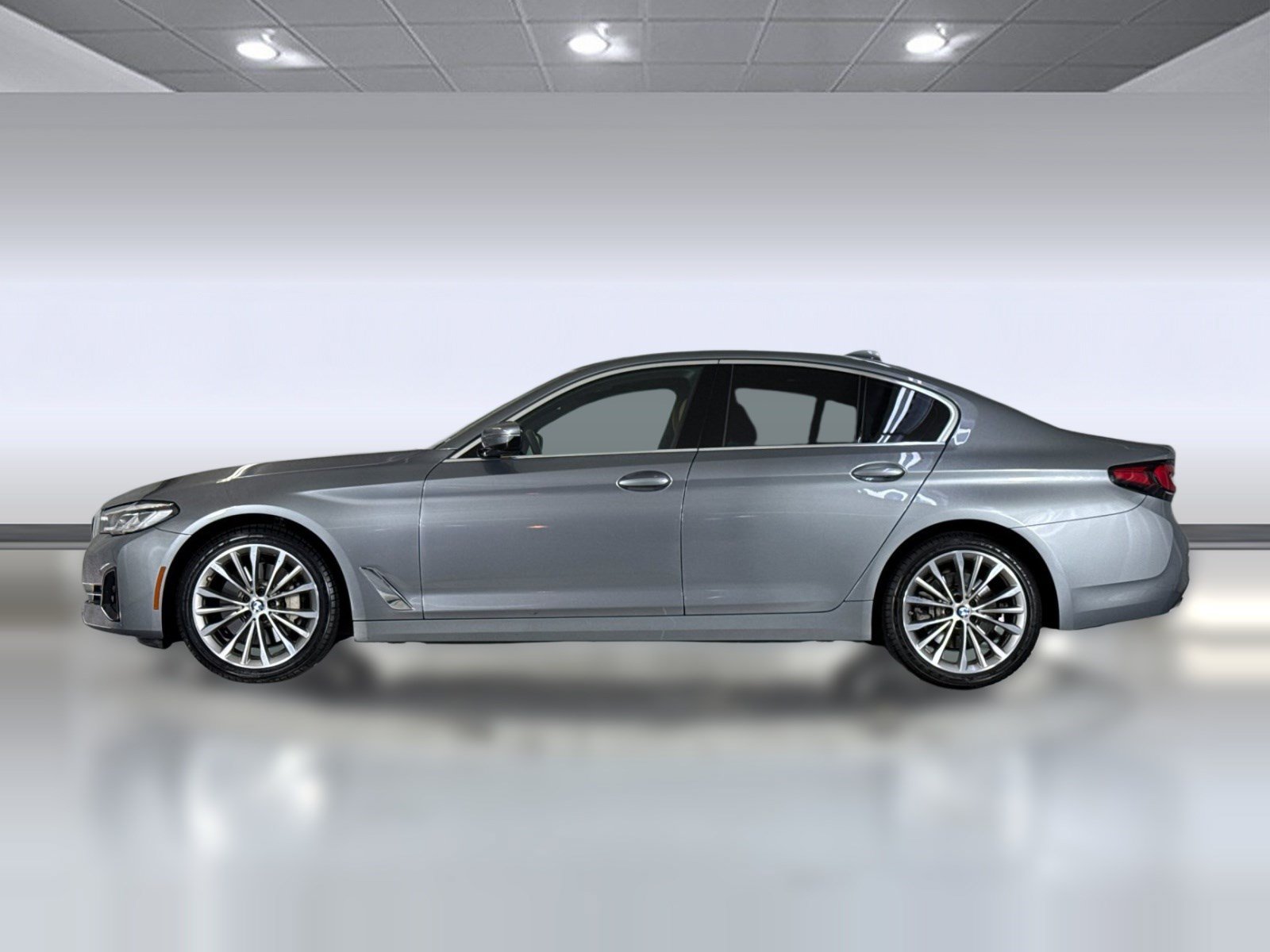 Certified 2023 BMW 530i w/ Convenience Package RWD image 2