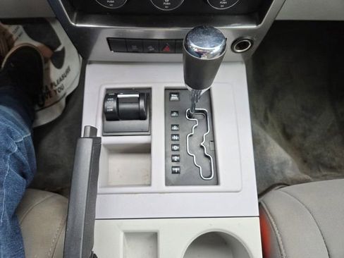 Used 2008 Jeep Liberty Sport w/ Popular Equipment Group AWD/4WD image 24