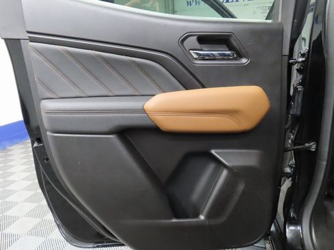 Used 2024 GMC Canyon AT4 image 46