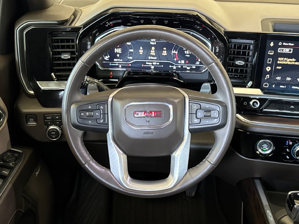 Used 2023 GMC Sierra 1500 SLT w/ SLT Premium Package AWD/4WD image 13