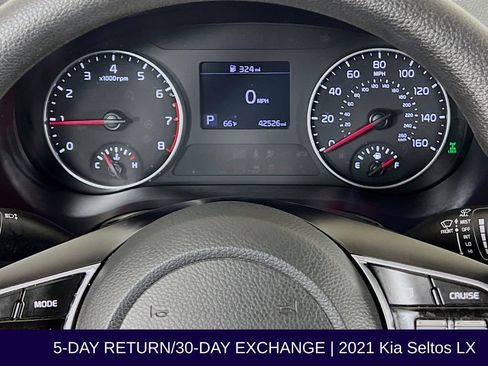 Used 2021 Kia Seltos LX image 16