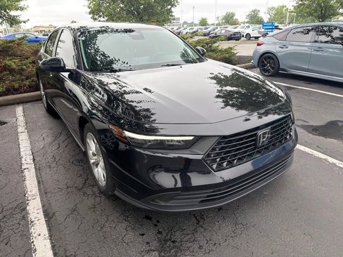 Used 2023 Honda Accord LX image 3