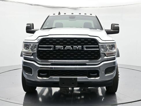 Used 2023 RAM 4500 SLT w/ Quick Order Package 2YG SLT RWD image 2