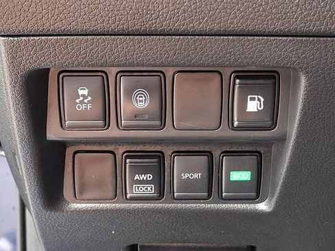 Used 2020 Nissan Rogue S w/ Special Edition Package AWD/4WD image 23
