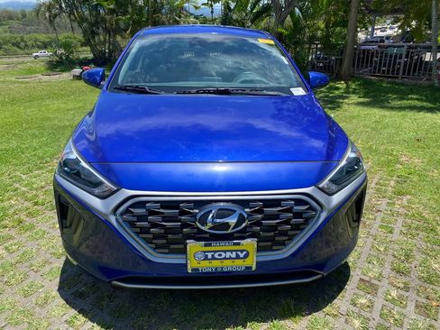 Certified 2021 Hyundai Ioniq Blue FWD image 2