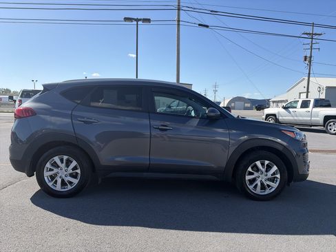 Used 2019 Hyundai Tucson Value AWD/4WD image 2