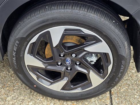 Certified 2025 Subaru Crosstrek 2.5i Limited w/ Popular Package #3A image 36