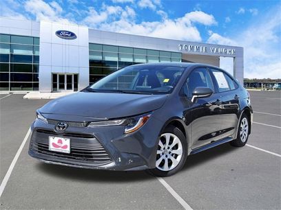 Used 2025 Toyota Corolla LE
