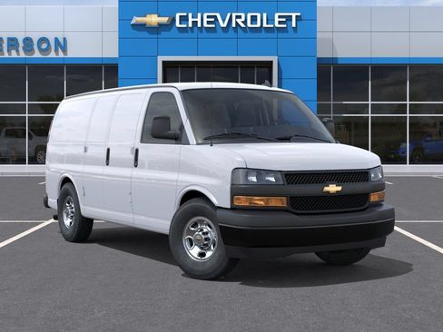 New 2025 Chevrolet Express 2500 RWD image 33