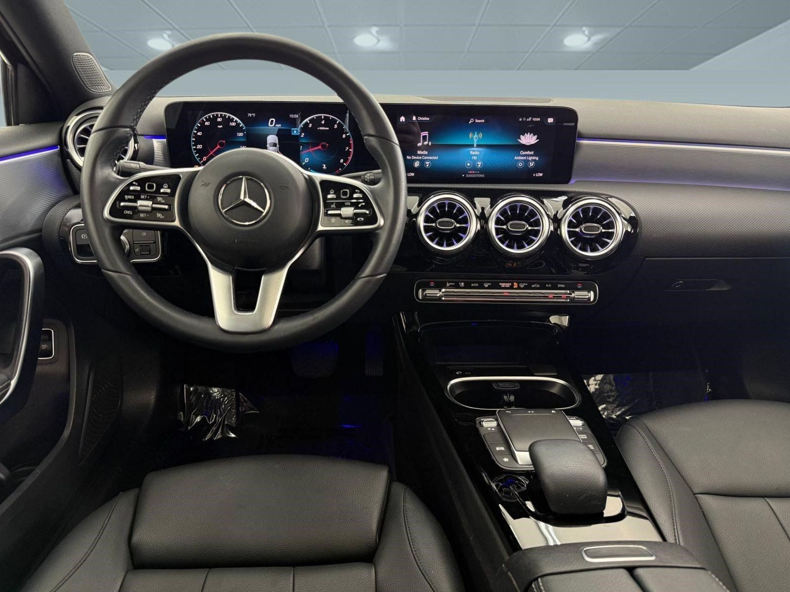 Used 2022 Mercedes-Benz A 220 image 30