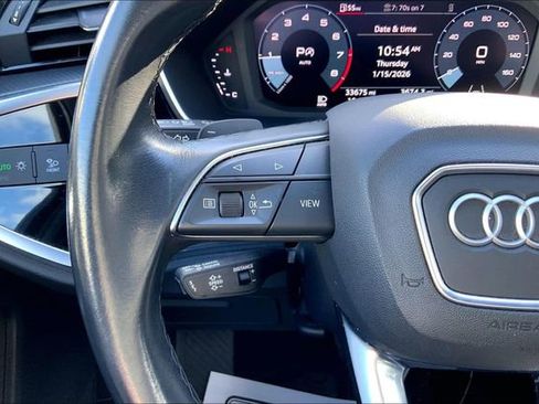 Used 2024 Audi Q3 2.0T Premium image 23