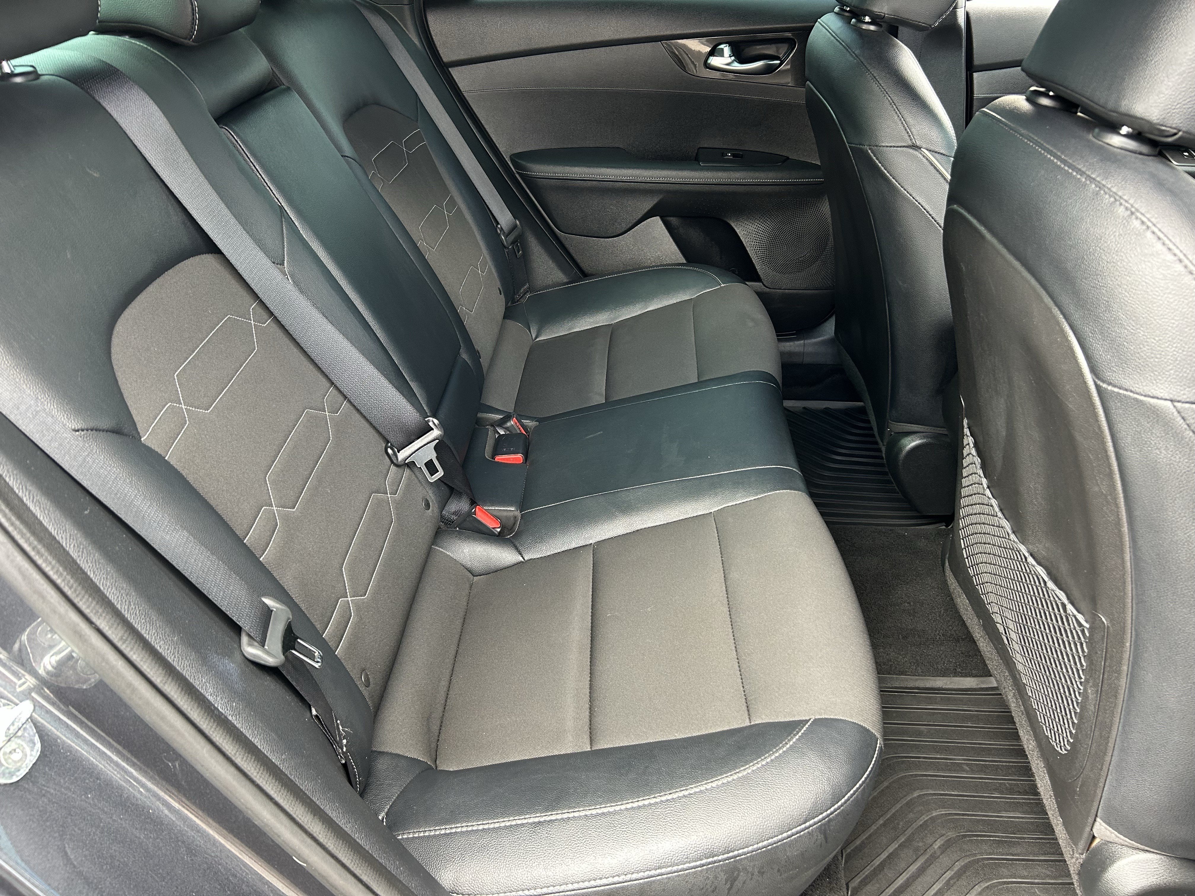 Used 2023 Kia Forte GT-Line w/ GT-Line Technology Package FWD image 11