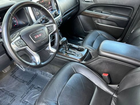 Used 2016 GMC Canyon SLT w/ Driver Alert Package image 10