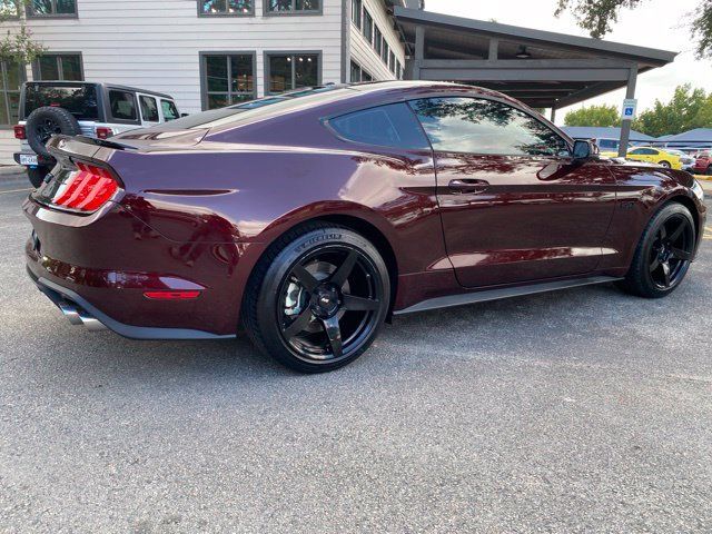 Used 2018 Ford Mustang GT Premium w/ Black Accent Package RWD image 5